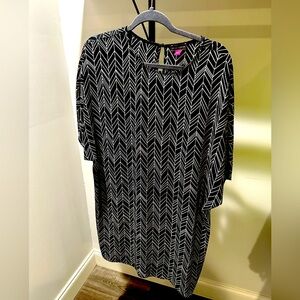 Like new Vince Camuto Sheath Dress